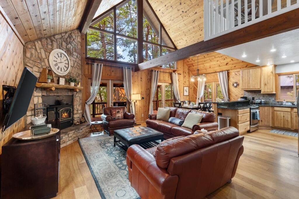 Luxury Cabin Oasis Getaway Heart Of Munds Park Ngoại thất bức ảnh