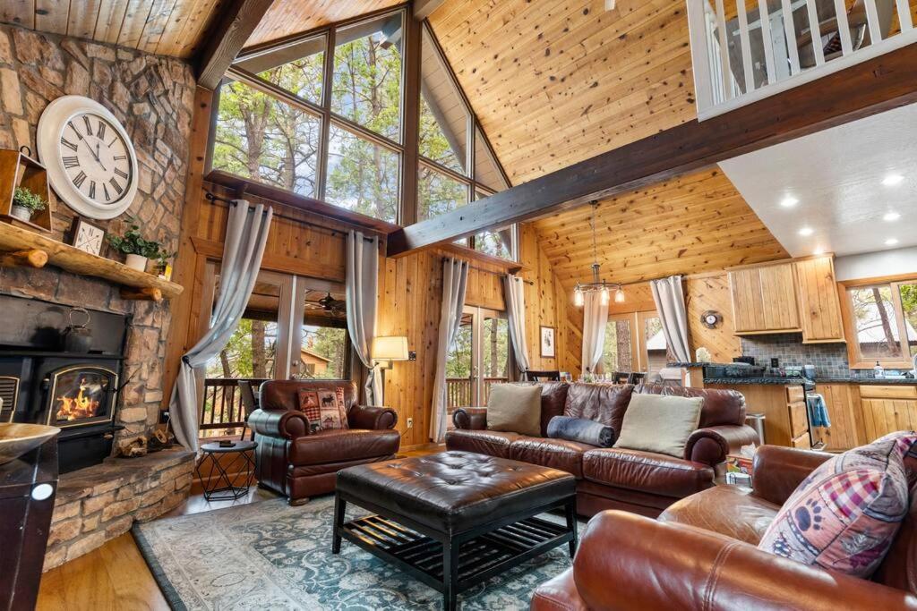 Luxury Cabin Oasis Getaway Heart Of Munds Park Ngoại thất bức ảnh